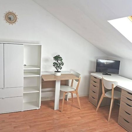 Studio Cosy Au Coeur De Reims Exterior foto